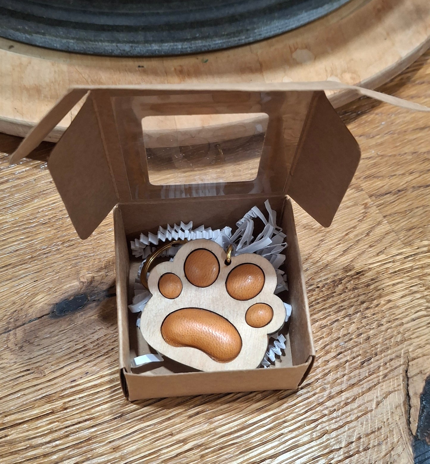 Koira-tassu avaimenperä personoitu LAHJAKSI (punaruskea)